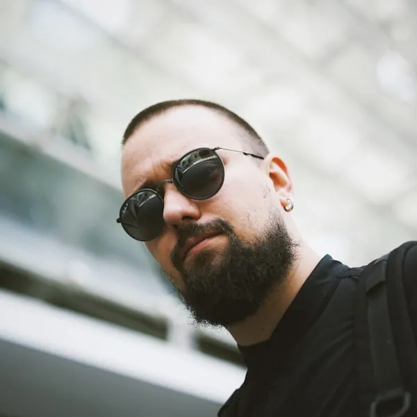 László Hegyi portréja